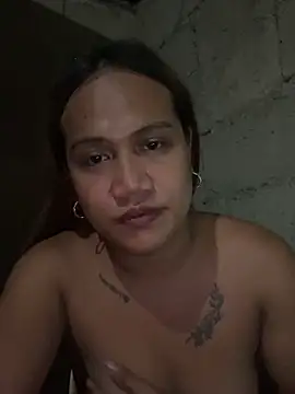 Queen-barbie online show from February 11, 2026, 3:23 pm