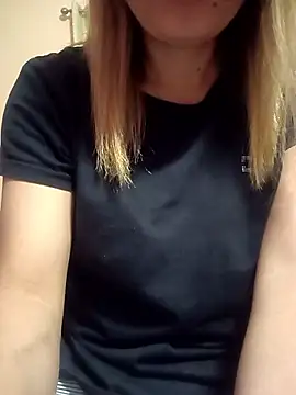 neha0882 online show from March 3, 2026, 3:52 pm