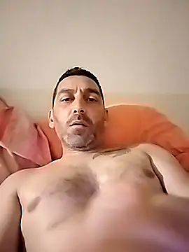 Spider2828 online show from April 9, 2026, 7:31 pm