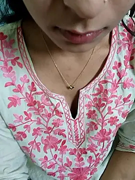 Anaya26 online show from February 9, 2026, 4:43 am