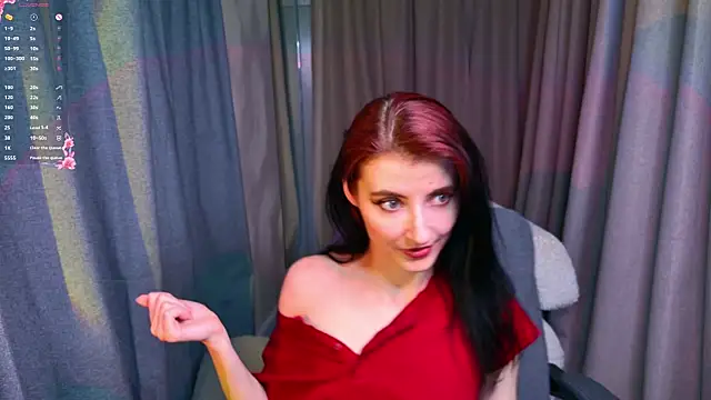 NicoleLuxe online show from May 19, 2026, 1:56 am