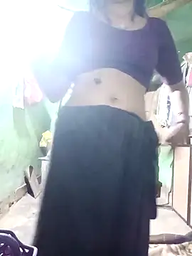 Royal hotti0011 online show from April 18, 2026, 9:22 am