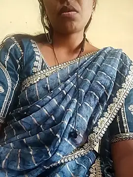 Royal hotti0011 online show from February 21, 2026, 9:33 am