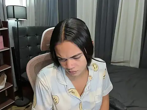 Snapshot of TinyCock_Rein chatting on March 4, 2026, 4:59 pm TinyCock Rein online show from March 4, 2026, 4:59 pm