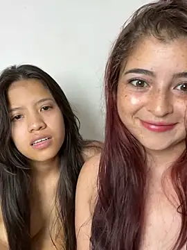 Snapshot of Vilu_and_Xuxi_ chatting on February 23, 2026, 9:26 pm Vilu and Xuxi online show from February 23, 2026, 9:26 pm