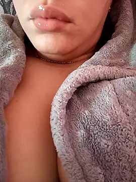 kamilia sexyy online show from April 9, 2026, 9:48 am