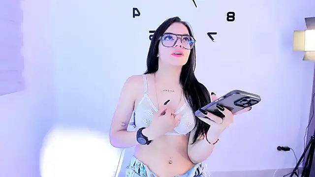 melisa meow  online show from February 13, 2026, 12:49 pm