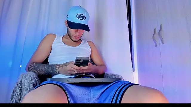 Velvet Angel online show from April 19, 2026, 7:49 pm