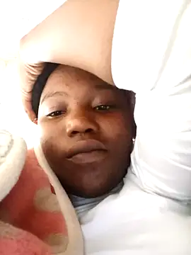 Snapshot of Cherrygirl12 chatting on March 9, 2026, 10:52 am Cherrygirl12 online show from March 9, 2026, 10:52 am