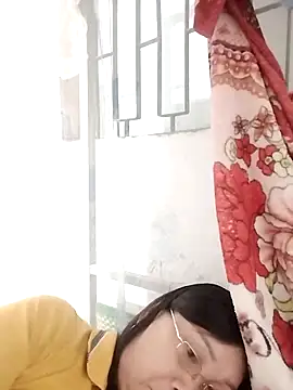 miko nyan2006 online show from April 18, 2026, 5:26 pm