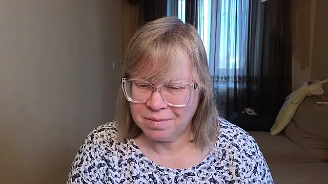 Emma Eclipsee online show from February 21, 2026, 11:34 am