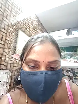 Tamil Hot Nisha online show from February 9, 2026, 4:27 pm