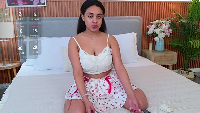 Luna Cortier online show from May 9, 2026, 5:22 am