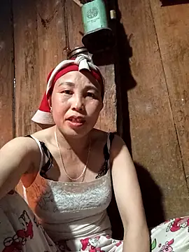 Snapshot of lena-cute chatting on February 6, 2026, 11:06 am lena-cute online show from February 6, 2026, 11:06 am