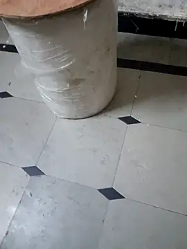 nanibabu7999 online show from April 18, 2026, 7:07 pm