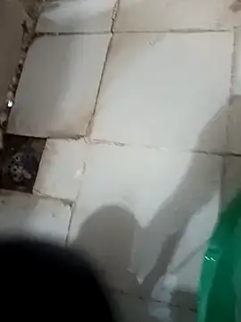 nanibabu7999 online show from April 24, 2026, 4:47 am