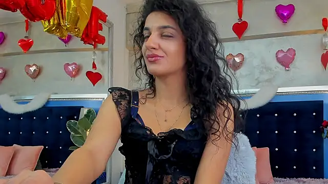 YasmineDelight online show from February 17, 2026, 8:44 am