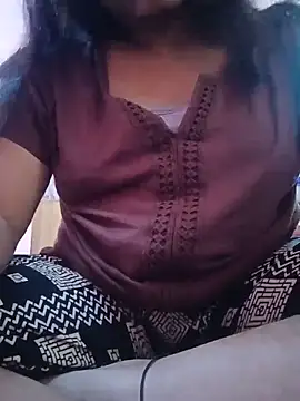 Snapshot of vyshali_vyshu chatting on May 27, 2026, 12:45 pm vyshali vyshu online show from May 27, 2026, 12:45 pm