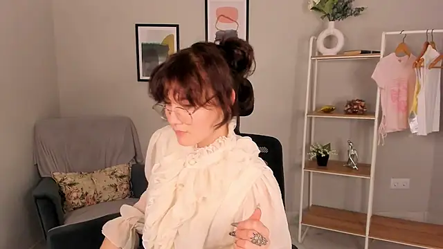 Snapshot of Stefani_Rouds chatting on February 11, 2026, 10:15 am Stefani Rouds online show from February 11, 2026, 10:15 am