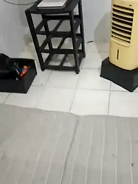 xxxdoidinhaxxx online show from February 4, 2026, 12:27 am