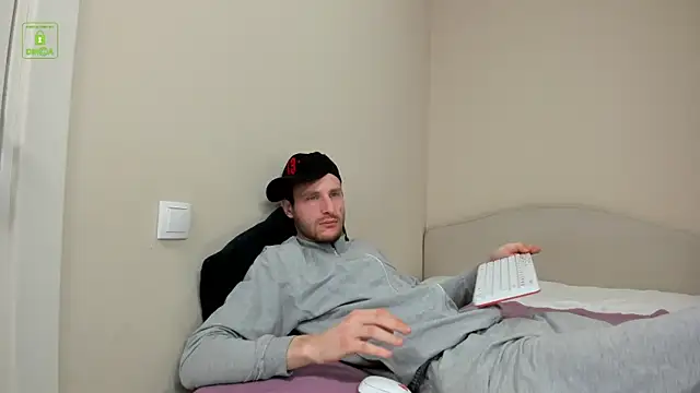 Deymond Russo online show from February 17, 2026, 12:24 pm