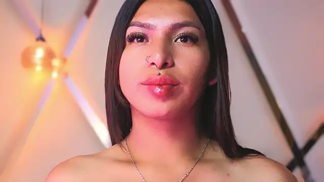 MeelFox online show from March 27, 2026, 12:39 pm