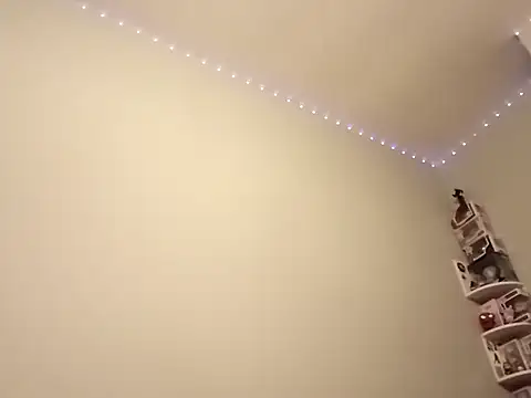 lovebaby69 online show from April 10, 2026, 7:43 pm