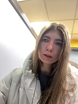 Bubble Chloe online show from February 15, 2026, 3:22 pm