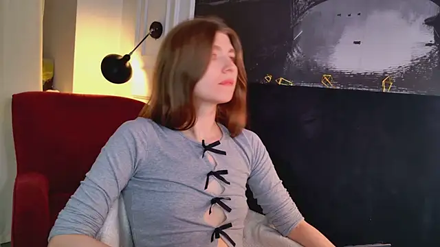 Bubble Chloe online show from April 18, 2026, 7:29 pm