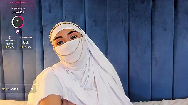 fatimarab   online show from February 21, 2026, 3:41 am