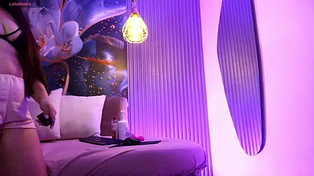 rouxinferno cr online show from February 25, 2026, 3:07 am