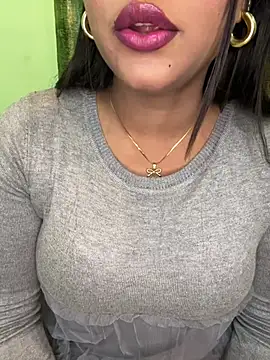 LIZNA 0 online show from February 15, 2026, 5:34 pm