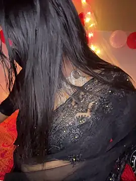 LIZNA 0 online show from February 12, 2026, 6:07 pm