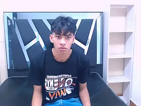 sebas twink7 online show from February 6, 2026, 3:57 am