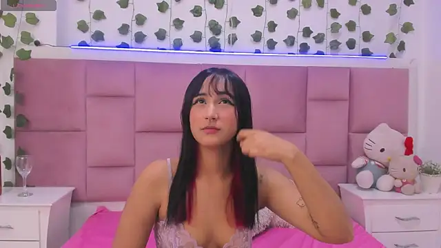 LeslieCute69 online show from March 2, 2026, 7:32 pm