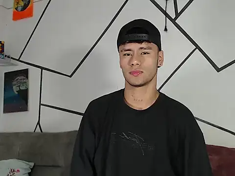Snapshot of cooper_shiro chatting on July 1, 2026, 7:03 pm cooper shiro online show from July 1, 2026, 7:03 pm