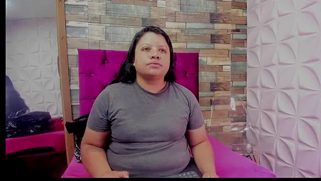 Carolina-Lenon online show from February 10, 2026, 6:29 pm