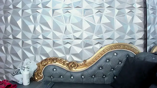 Carolina-Lenon online show from February 23, 2026, 7:03 pm