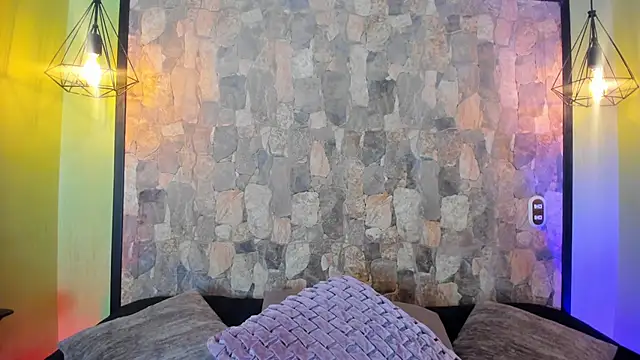 Elizabeth Ferrer online show from February 6, 2026, 7:54 pm