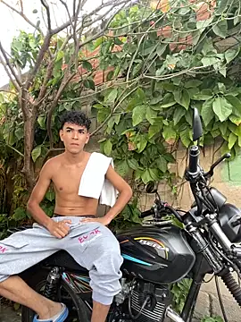 JHON BIGCOCK23 online show from February 13, 2026, 8:20 pm