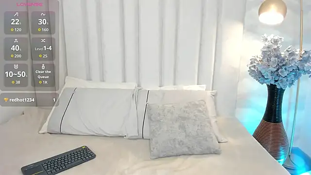 Snapshot of _im_candy chatting on February 25, 2026, 8:08 pm im candy online show from February 25, 2026, 8:08 pm