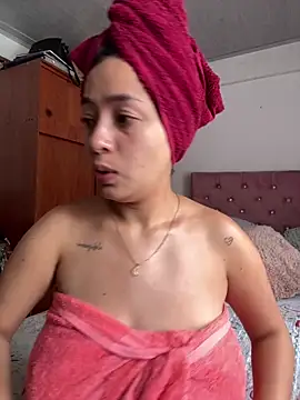 JulietaRiios online show from March 31, 2026, 5:04 pm