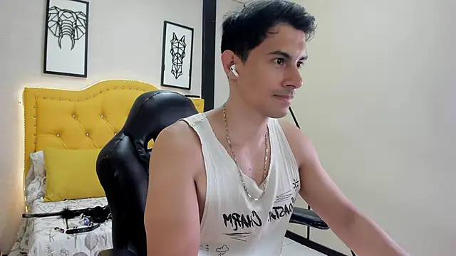 Mike Conors online show from March 11, 2026, 1:43 am