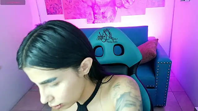 Abby Rouse m online show from April 18, 2026, 2:36 am