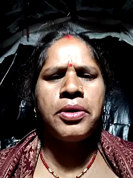 Hot kiran4 online show from February 12, 2026, 8:41 pm