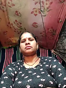 Hot kiran4 online show from April 8, 2026, 2:24 am