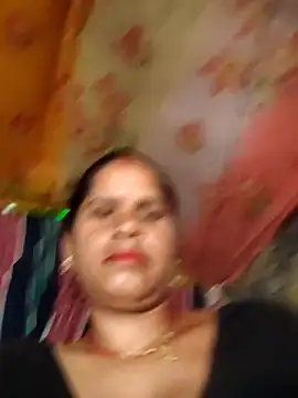 Hot kiran4 online show from April 18, 2026, 5:21 am