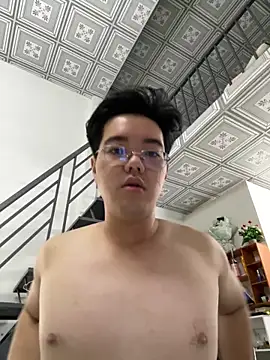 Snapshot of lucas-N888 chatting on March 19, 2026, 2:44 am lucas-N888 online show from March 19, 2026, 2:44 am