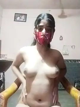 Kitti-Sharma online show from April 13, 2026, 4:27 am