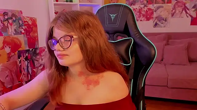 ChloeHalses online show from March 31, 2026, 5:09 am